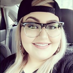 Meet your Posher, Alysa